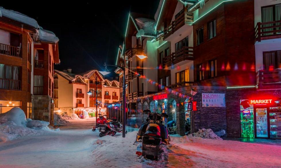 New Gudauri Suites By Gudauri Travel Екстер'єр фото